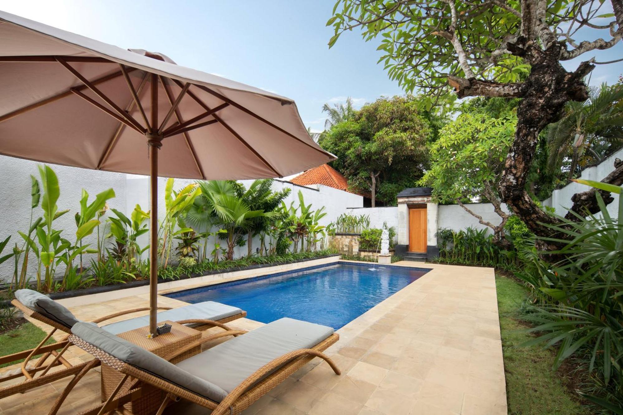 The Club Villas Seminyak Exterior foto